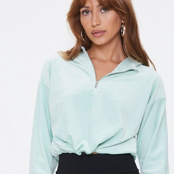 NWOT Forever21 cropped velvet half-zip hoodie - Picture 7 of 7